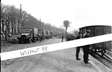 NVA-Foto DDR Oldtimer VEB IFA LKW G 5 Pritsche Warten zum Bahnverladen DR