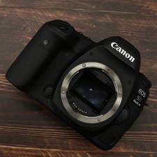 Canon EOS 5D Mark IV (35
