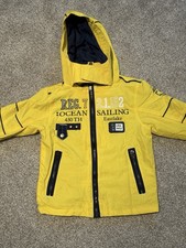 Strahlend Gelbe Kinder