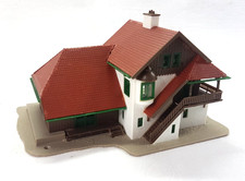 ?Vollmer 7521 Spur N  Bahnhof " Reith " ? Laubengang fertig gebaut