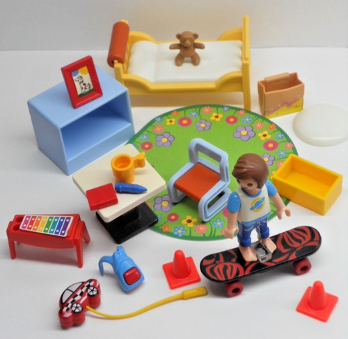 Kind mit kinderzimmer city - kinderzimmer, +