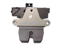 Lock tailgate tailgate lock