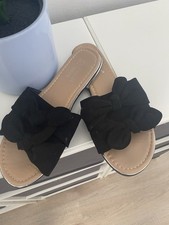 Pantoletten Sandalen Primark Comfort schwarz Schleifen  38  5