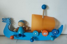 Selecta - Kinder Holz Wand