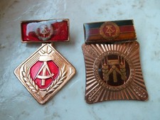 2x "Held der Arbeit" -