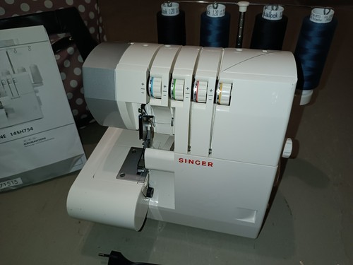 Overlock singer 14sh754 mit - ,