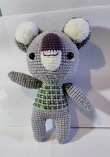 Handgefertigter gehäkelter Amigurumi Stofftier Koala - kein Kinderspielzeug