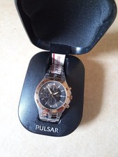 Pulsar Chronograph PF8222XI 100m ungetragen, gold silber, in Box