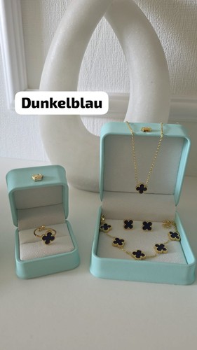 Dunkelblauefarbenes kleeblatt - dunkelblauefarbenes,