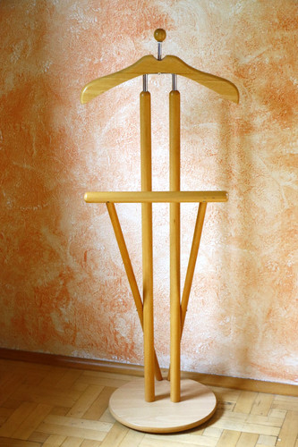 Herrendiener kleiderbutler - herrendiener,