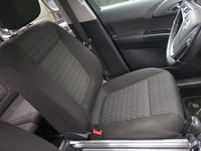 Opel Meriva B orig Sitz vorn links Fahrersitz Stoff 60Tkm Bj 2013