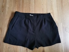 H&M Damen Shorts Schwarz Gr