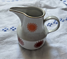 Sahnekännchen Helena, Graf