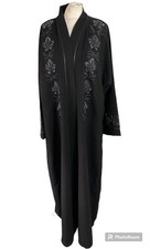 Schwarz Blumenmuster lang