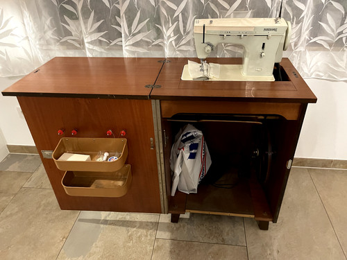 Retro nähmaschine panoramic - retro-nähmaschine,