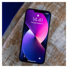 Apple iPhone 13 - Unlocked