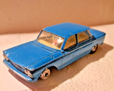 Modellauto Chevrolet Corvair Von Corgi Toys 21101/59 Ein Reifen Fehlt 