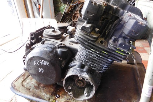 Kawasaki gpz 750 - 750, kz750e