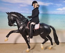 English Doll modelhorse