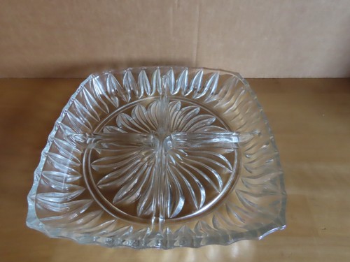 Schale glas mit vier - glas,