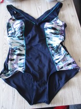 Badeanzug Gr.48 Cup D