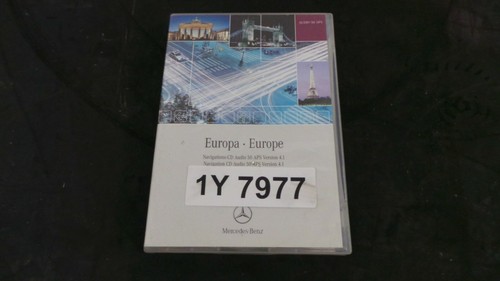 Y7977 mercedes navigations - mercedes,