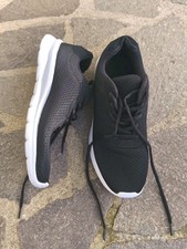 Sportschuhe Turnschuhe