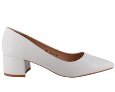 PUMPS MIT NIEDRIGEM ABSATZ