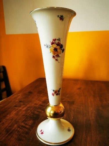 Art deco vase - art,