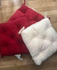 3 Sitzkissen (rot & Creme) Ikea Malinda in gutem Zustand