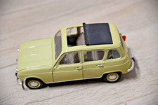 Solido Renault 4L - 1/18 - 1964 - defekt -Ersatzteile