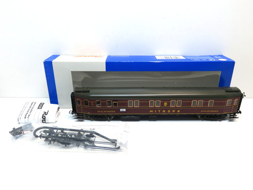 Schlafwagen 36040 der mitropa - der,