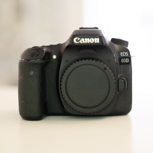 Canon eos 80d dslr - canon,