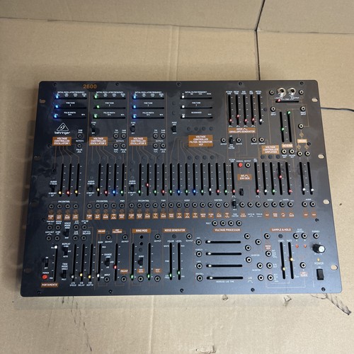 Behringer 2600 analog - behringer,