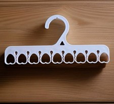 2 Multifunktionale Hängeregal