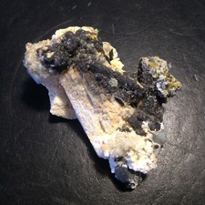 Fluorit, Goshenit, Turmalin