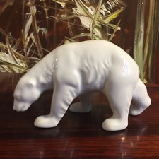 Porzellanmanufaktur REICHENBACH, Eisbär, weiß glasiertes Porzellan