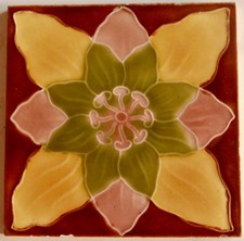 Jugendstil Fliese vielfarbig, schönes florales Motiv, 15x15 cm