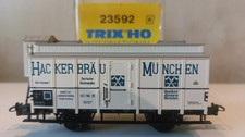 TRIX 23592 Güterwagen mit