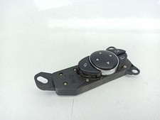 2118208510 MIRROR CONTROL /