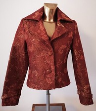 Kurzblazer aus Brokatstoff