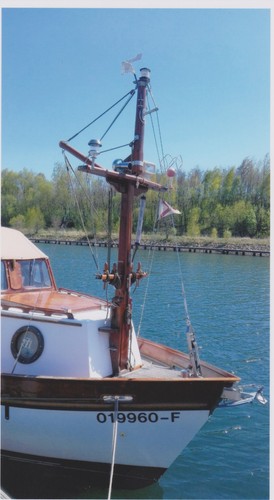 Segelboot mit motor - segelboot,
