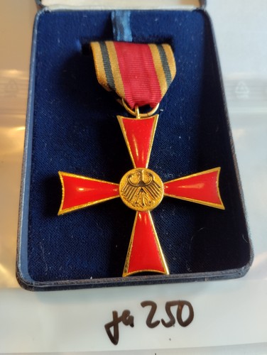 Orden bundesverdienstkreuz - orden,