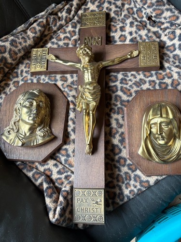 Antikes wandkreuz mit maria - wandkreuz, maria-