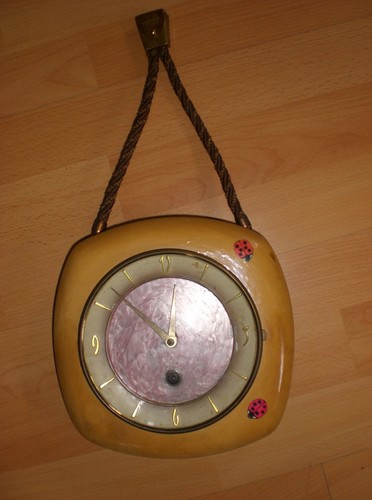 Alte hängeuhr wanduhr uhr - alte,