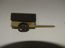 VITRINENMODELL - kleiner Holzwagen - ca. 5 x 2 cm