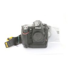 Nikon D4 + 100 Tsd. Auslösungen + Sehr Gut (261739)