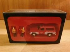 Preiser 33210 Einsatzleitfahrzeug (Trident) Feuerwehr Mülheim 2 Feuerwehrmänner