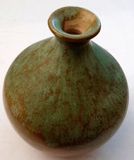 Kleiner grüner Krug 6 cm hoch