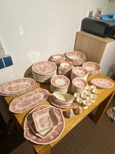 Großes Porzellanset Villeroy & Boch ‚Burgenland‘ in rot